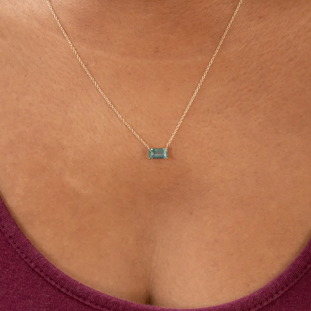 1.19ct East/West Emerald Cut Sapphire Necklace in 14k Yellow Gold