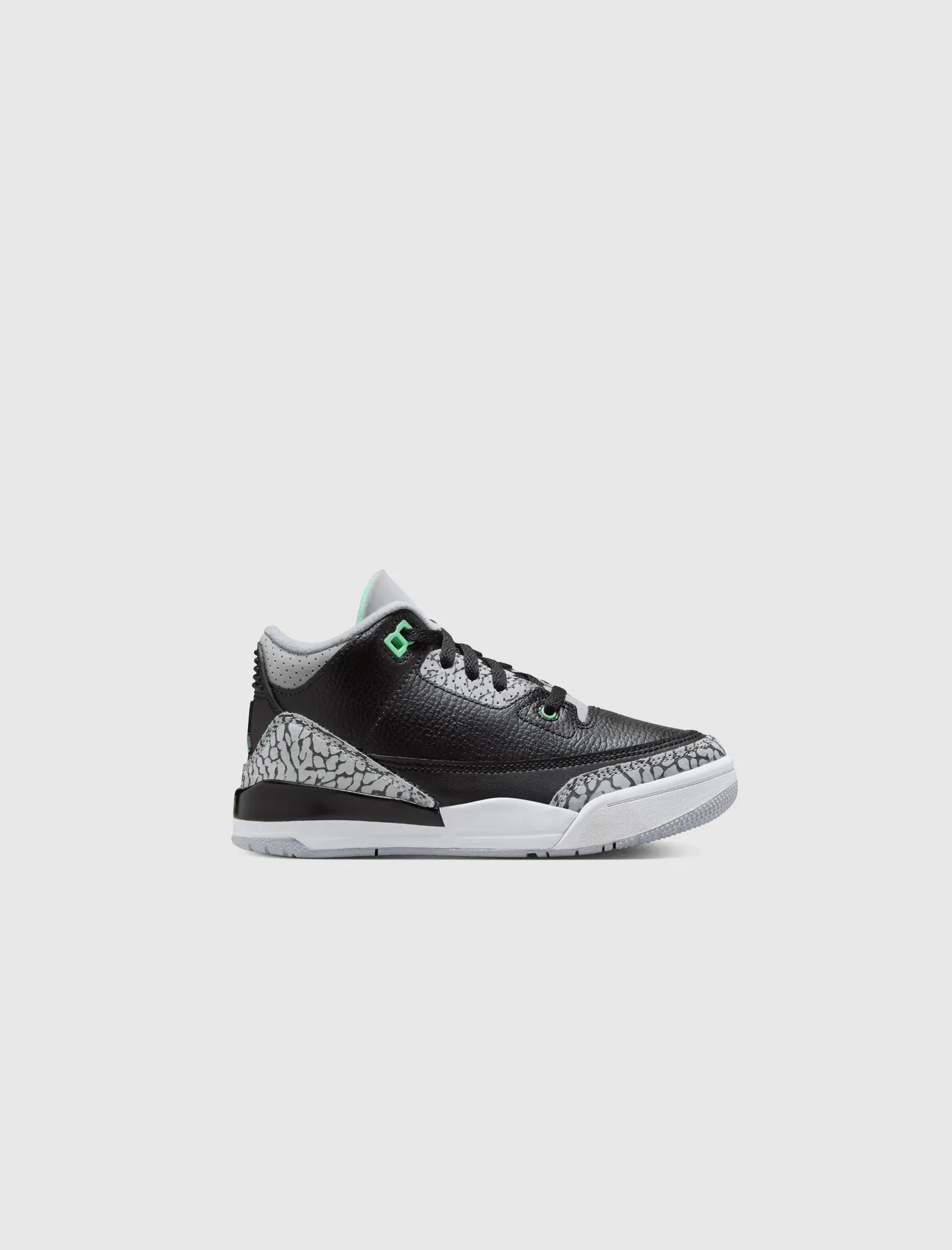 AIR JORDAN 3 RETRO BLACK/ GREEN GLOW PS