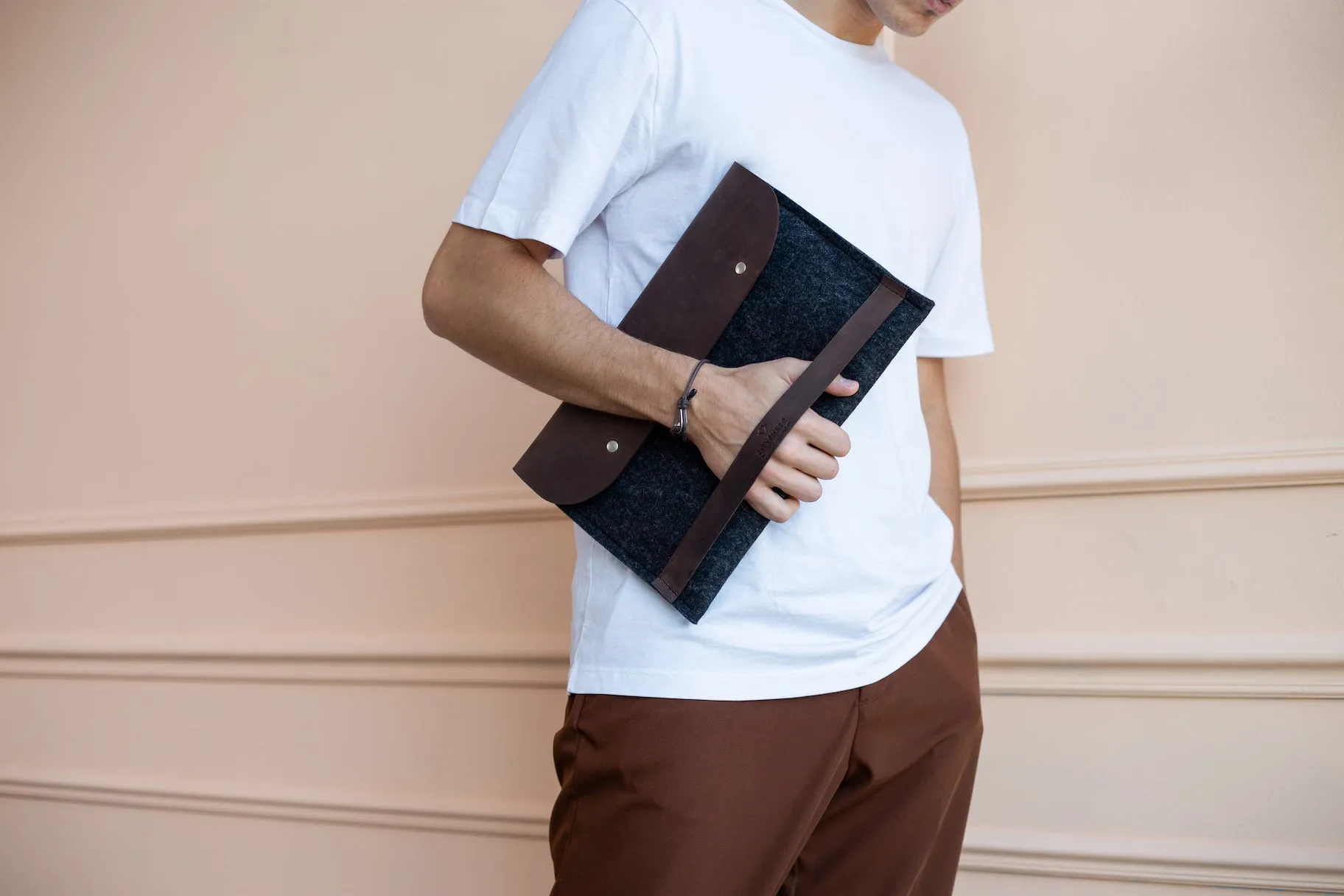 CARRY MORE iPad Pro 12.9 Case/ Oak Brown/