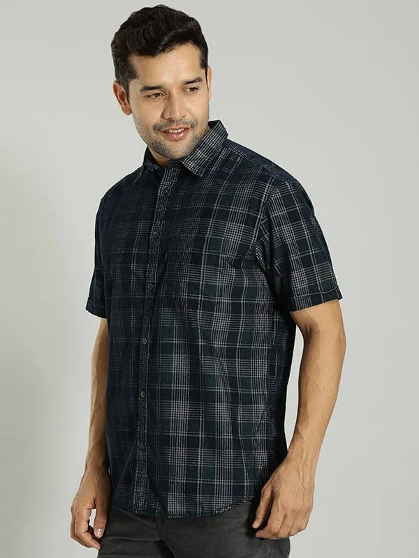 Men Checked Half Sleeve Cotton Shirt