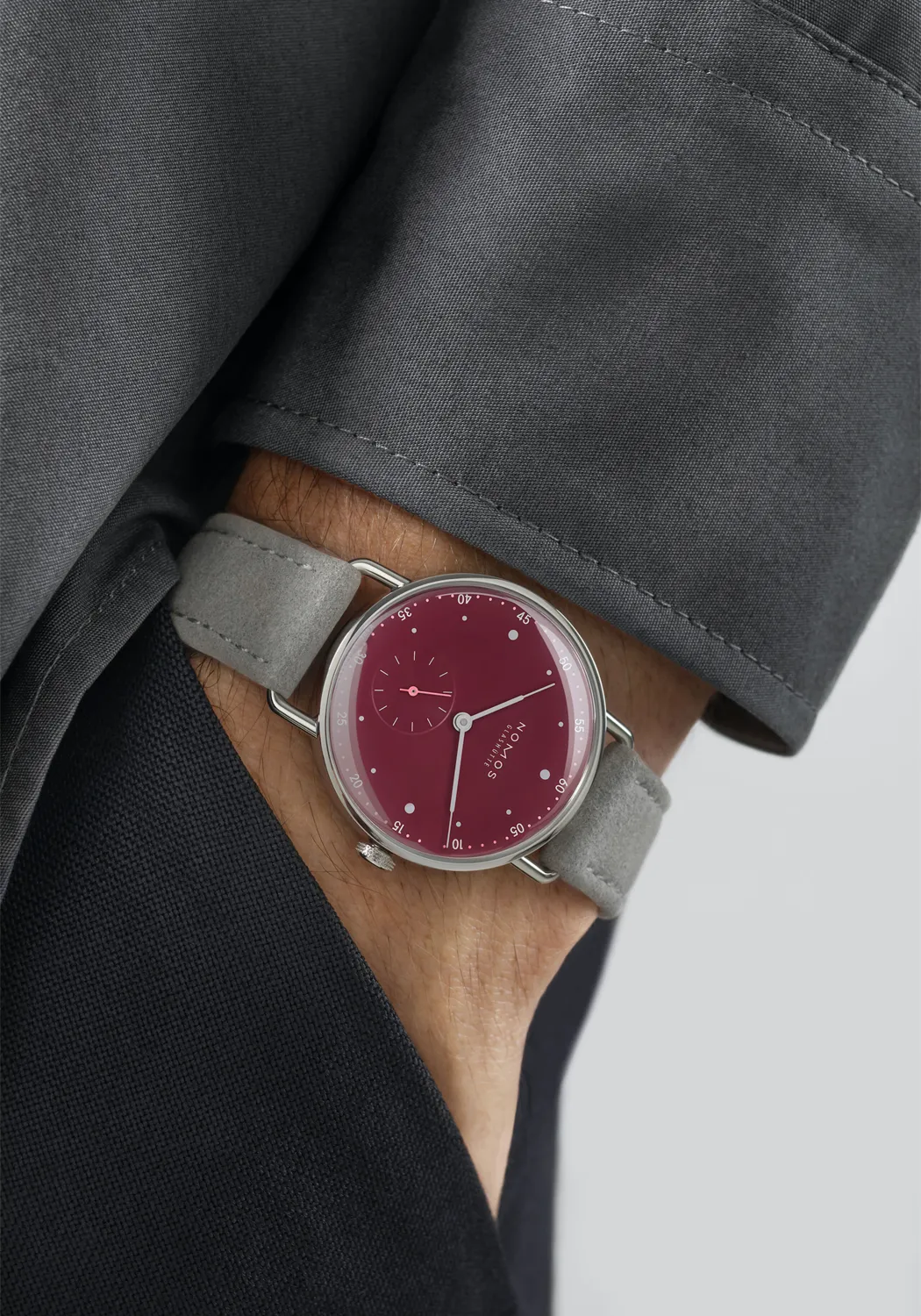 NOMOS Metro 33 Muted Red | Ref. 1123