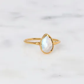 Rain Drop Moonstone Ring in Yellow Gold