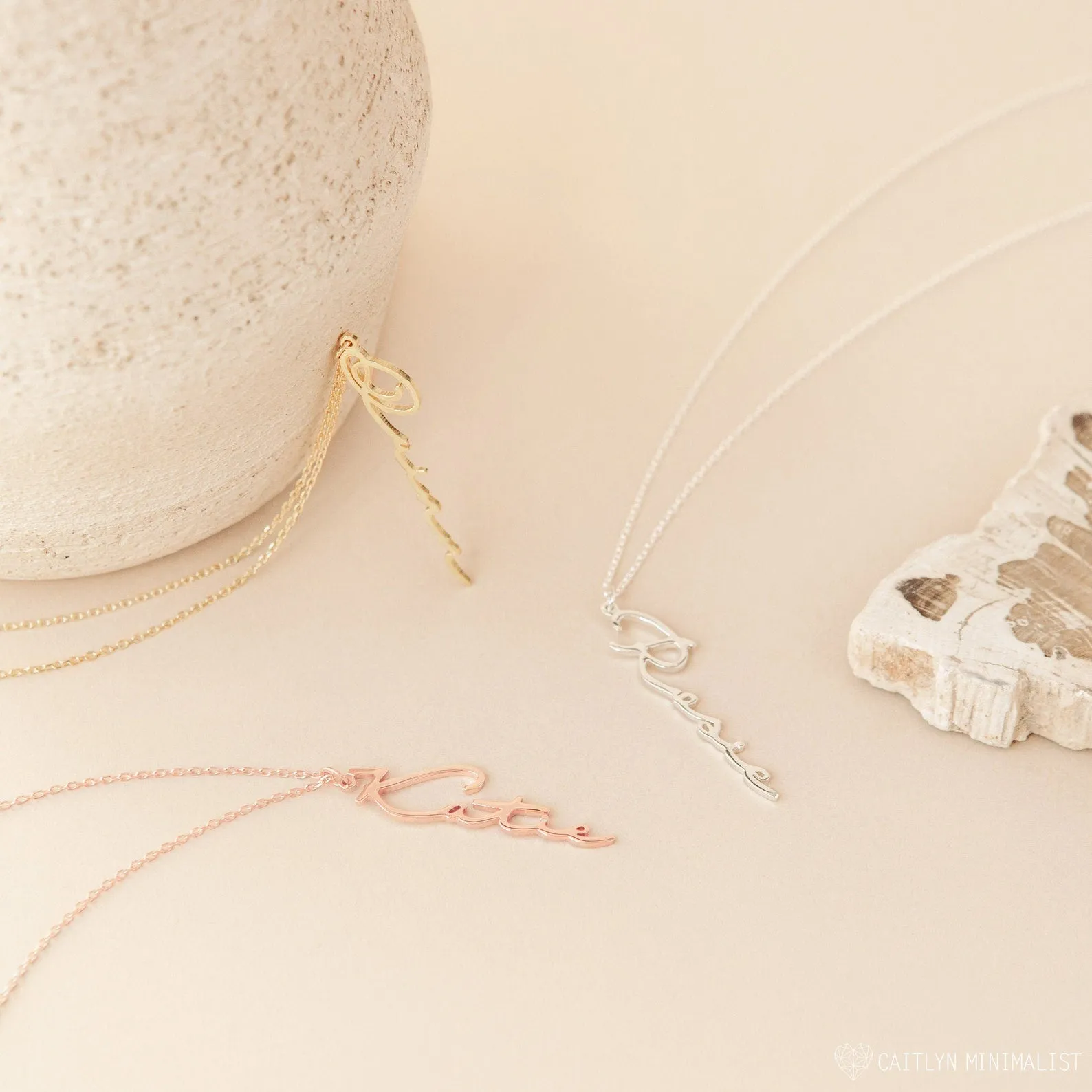 Vertical Minimal Name Necklace